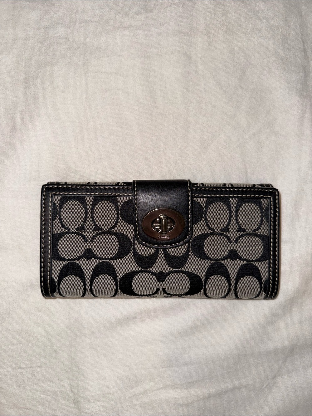 Coach Signature Jacquard Turnlock Wallet